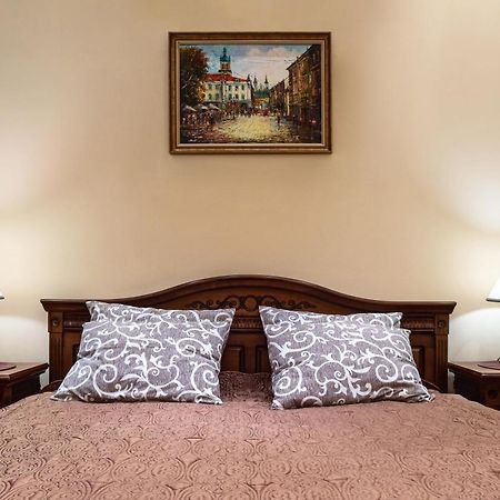 Bed & Breakfast In Downtown إلفيف المظهر الخارجي الصورة