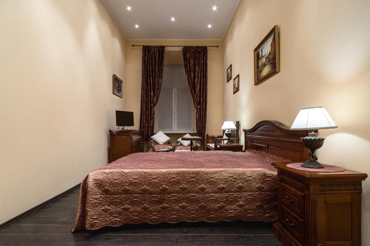 Bed & Breakfast In Downtown إلفيف المظهر الخارجي الصورة